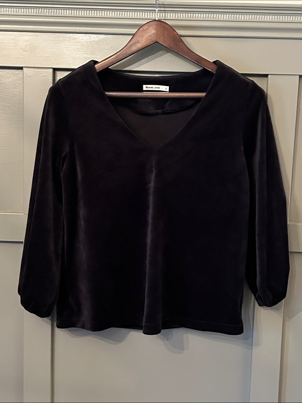 Marine Layer Jasmine Velour V-Neck Top Black Velvet Size Small - Picture 5 of 10